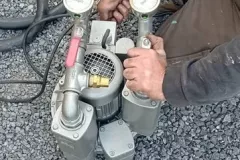 injection-dair-dans-la-cuve-enterree-de-5000-litres_dvfcuve