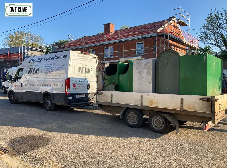 Enlèvement de 69 cuves mazout en camion et remorque